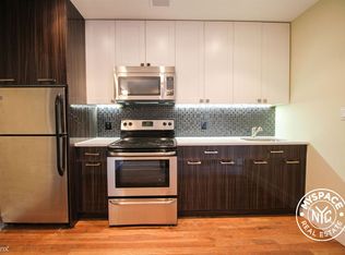 142 Graham Ave, Brooklyn, NY 11206