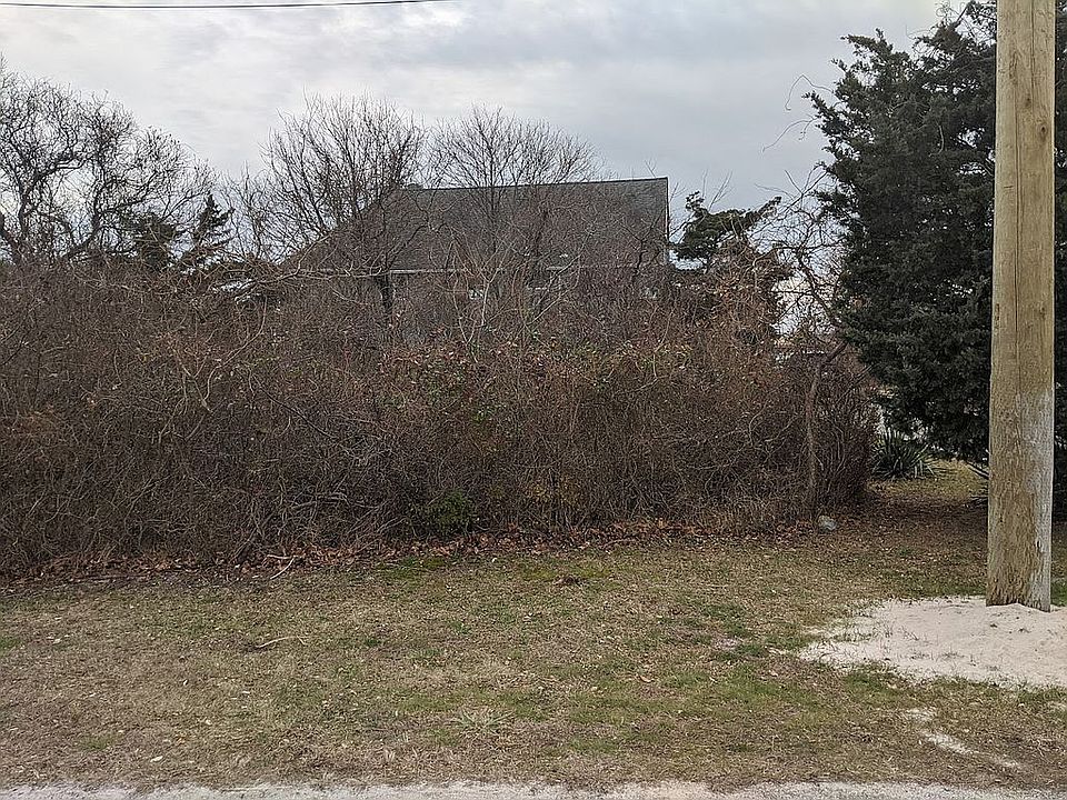 1st image of 82 Hawser Dr