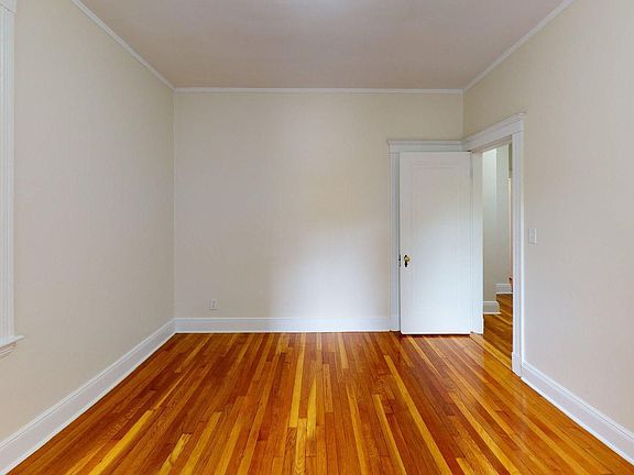 5th image of 1808 Commonwealth Ave #12