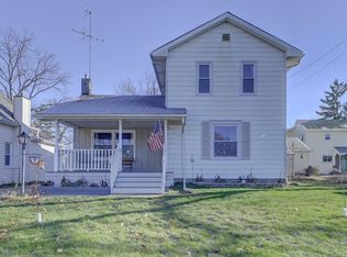 233 S Linda St, Hobart, IN 46342