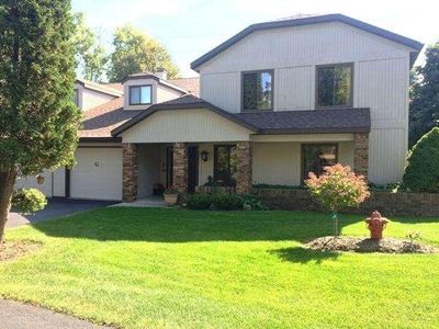 2551 Cross Creek Dr APT B, Sheboygan, WI, 53081