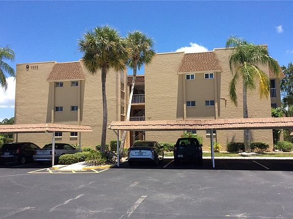 3rd image of 1330 Glen Oaks Dr E Unit 375D