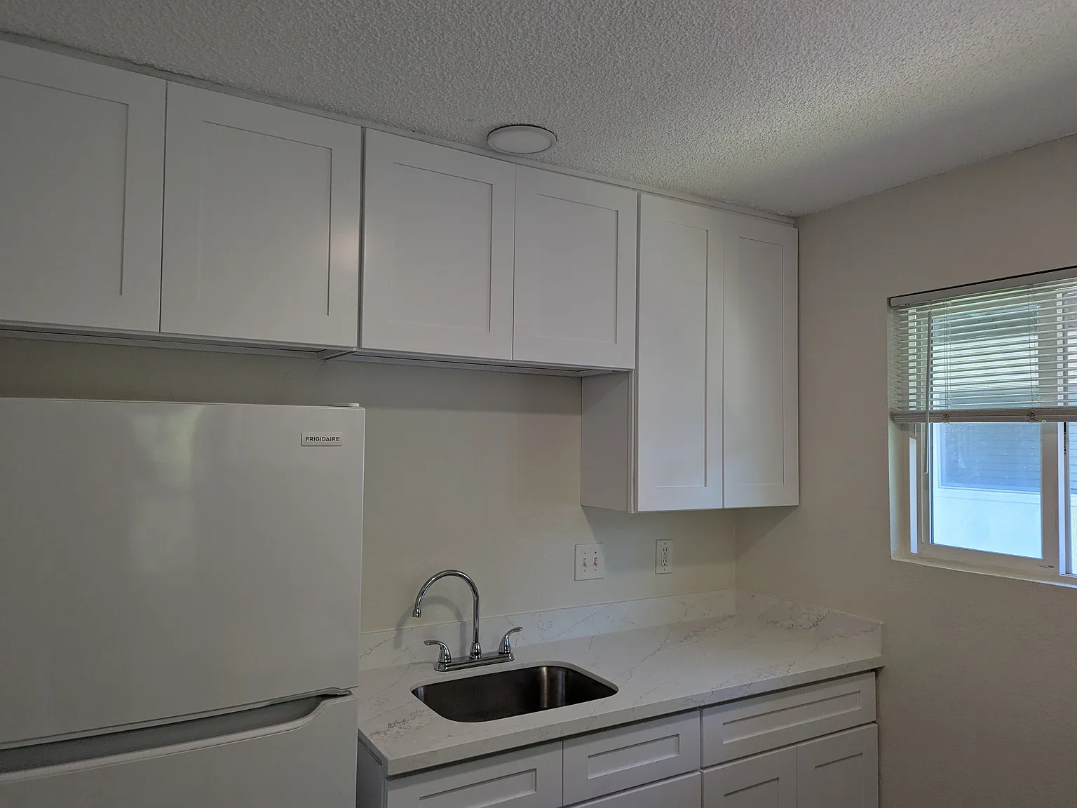 Studio, 525 sqft, $1,700 — Photo 4