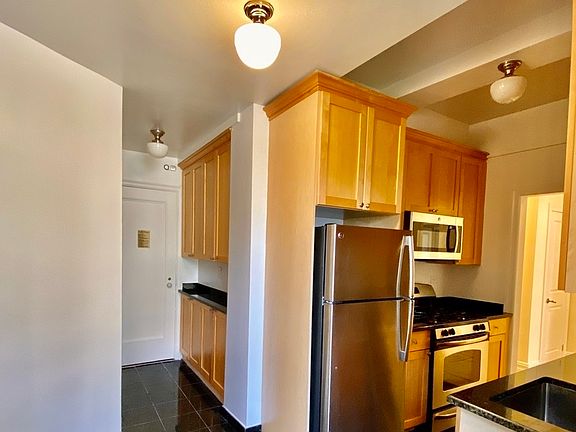 3rd image of 115 E 92nd St #7ES
