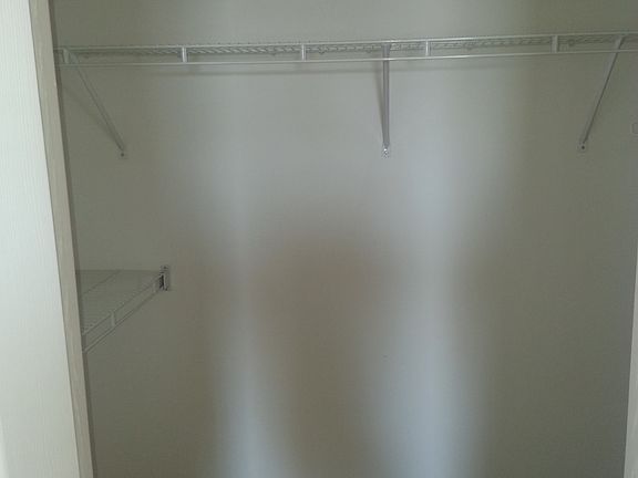 5th image of 8410 Brickshire