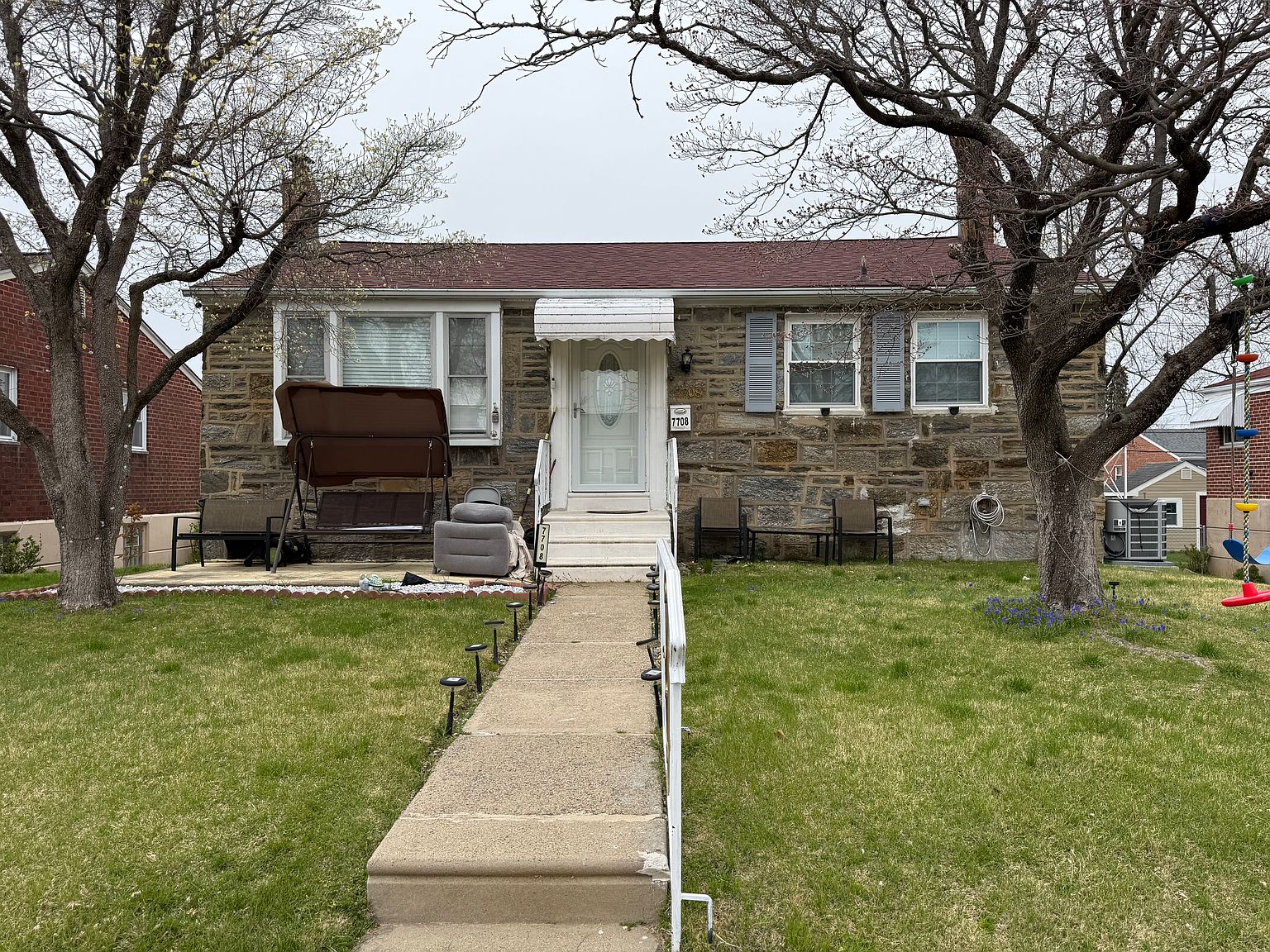 house リスト ① 2481 Armstrong Ln, Mount Washington, KY 40047 | Zillow