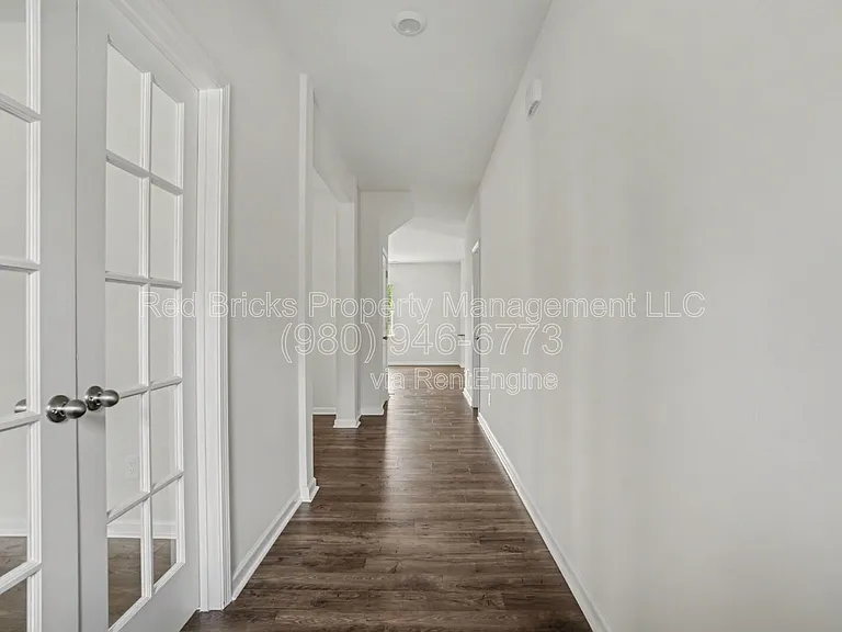 11010 Austin Estates Dr — Photo 5