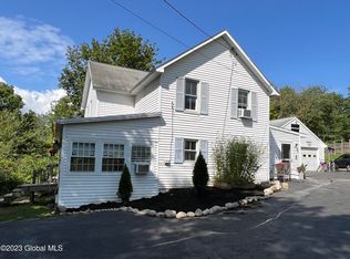 8-10 Mary Lynn Ln, Voorheesville, NY 12186