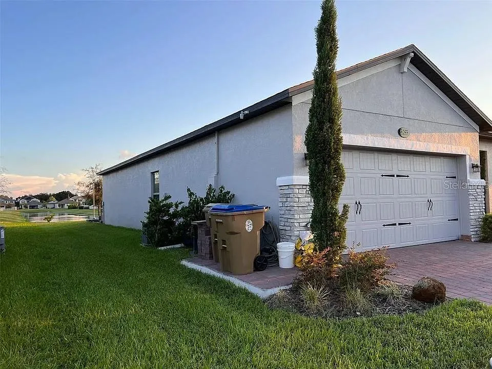 4 bed, 2.0 bath, 1754 sqft, $2,750 — Photo 2