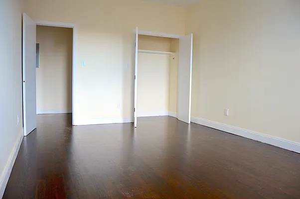 Rented by Capri Jet Realty Corp | media 16