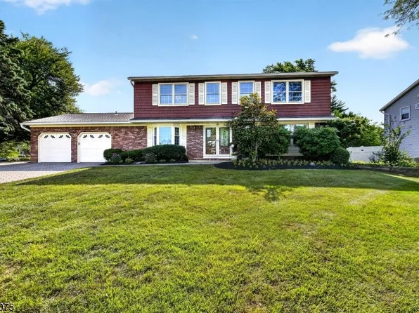 30 Hamilton Ln, Plainsboro Twp., NJ 08536