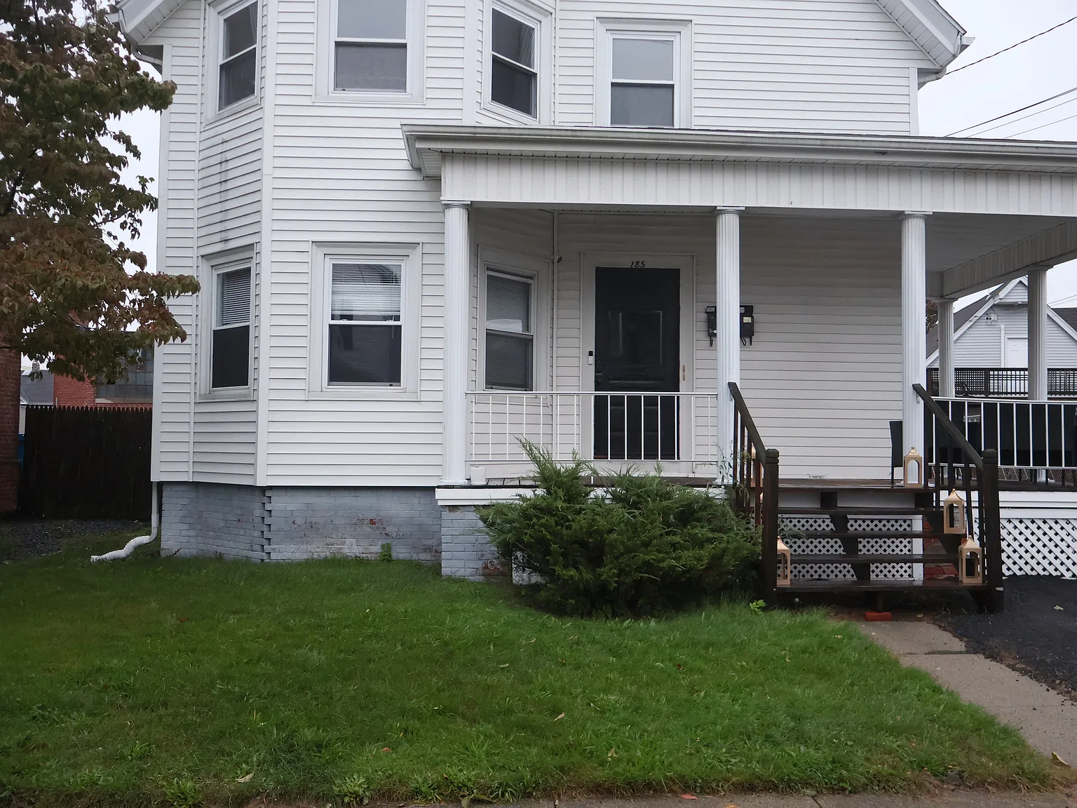 2 bed, 1000 sqft, $2,100 — Photo 1