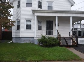 185 Anthony St, East Providence, RI
