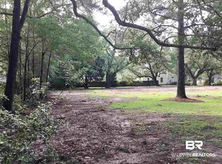 S Church St, Fairhope, AL 36532