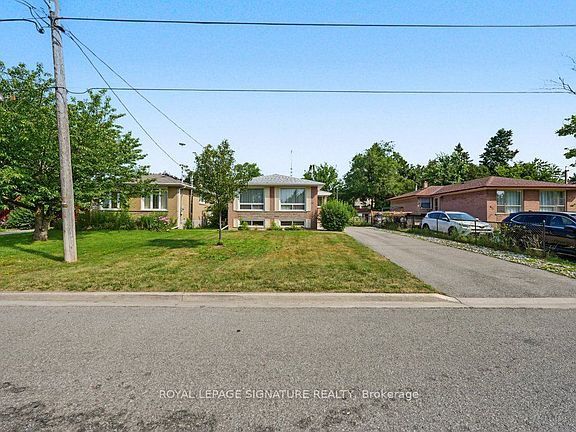 2nd image of 407 Wenlock Ave