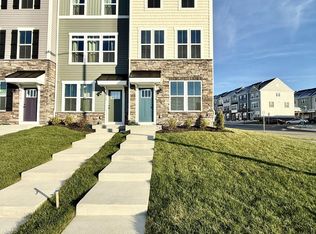 9366 Tanfield Dr, Fredericksburg, VA 22408