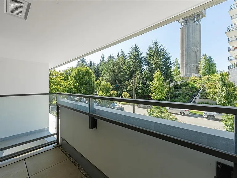 8980 University Cres #TOWMHOUSE — Photo 16