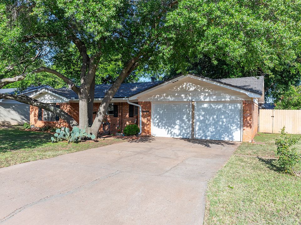 1st image of 2310 Crescent Dr