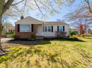 94 Brayton Ave, Cranston, RI 02920