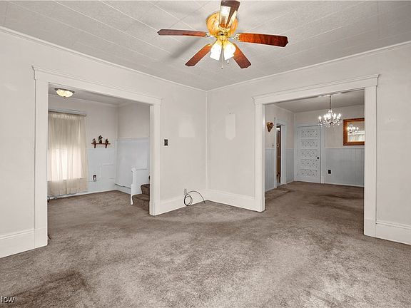 5th image of 424 Bronson St