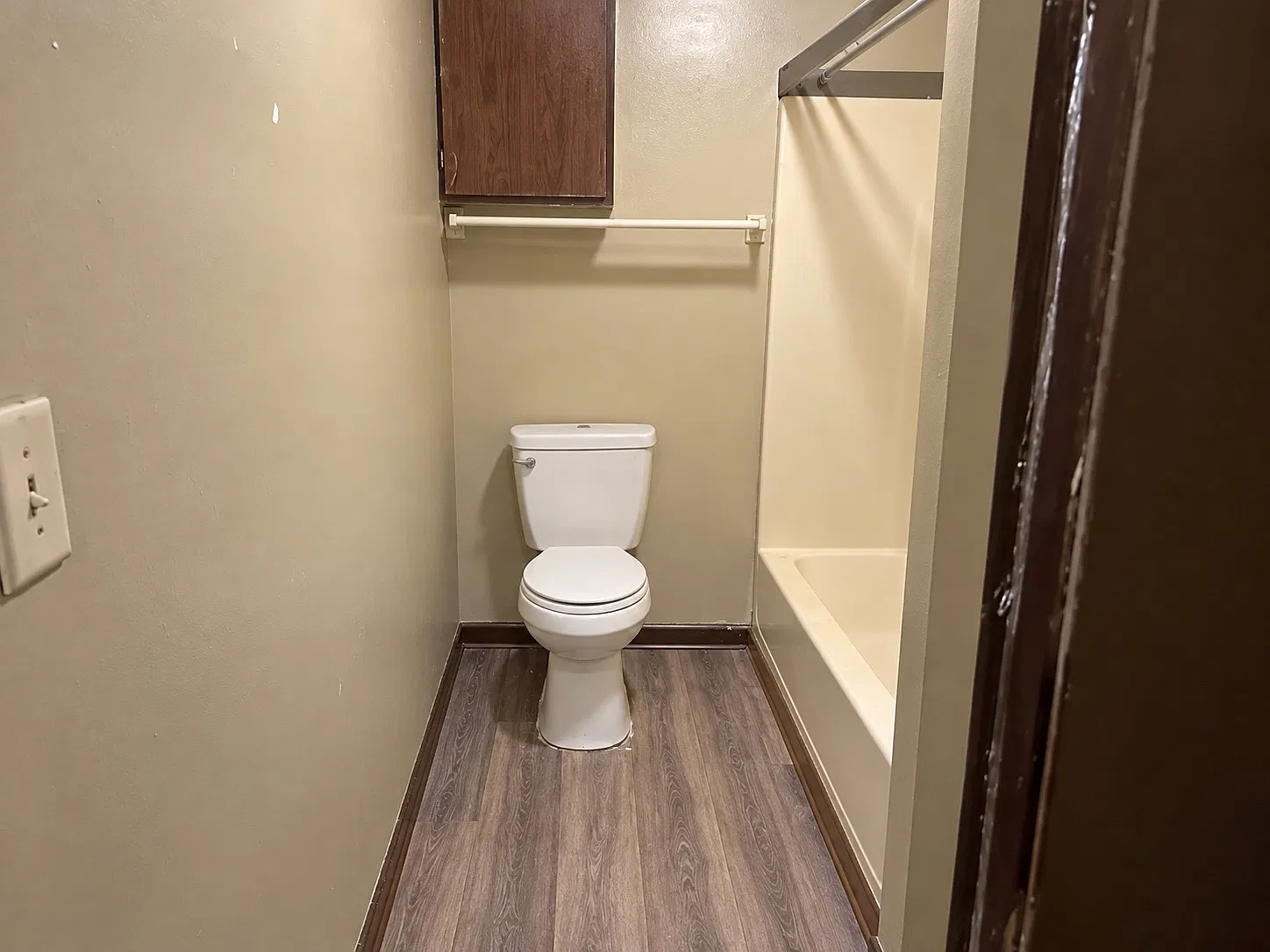 2 bed, 1080 sqft, $1,000 — Photo 3