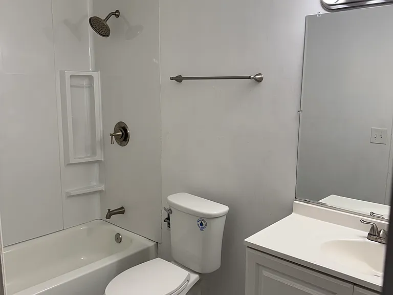 1401 Stratton Place Dr #B — Photo 9