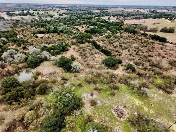 Christmas Rd, Brenham, TX 77833