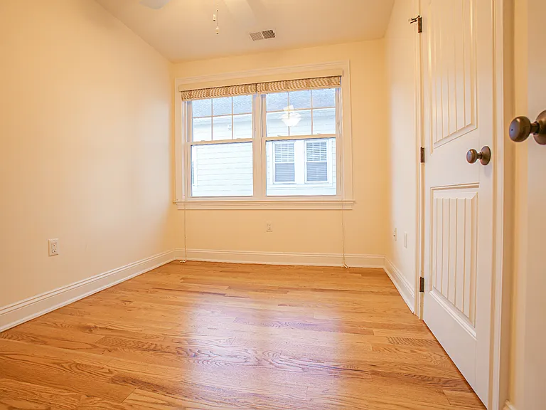 16 Harris Rd — Photo 8