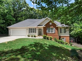 24 Timberwood Dr, Silver Creek, GA 30173
