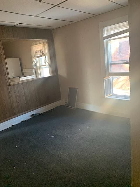 2nd image of 2658 Main St APT 4