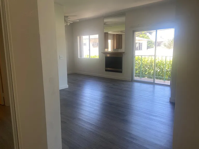 Sylvan Court — Photo 11