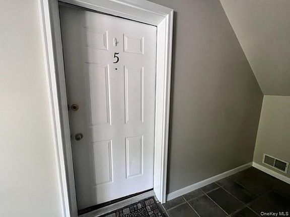 2nd image of 310 Jersey Ave APT 5