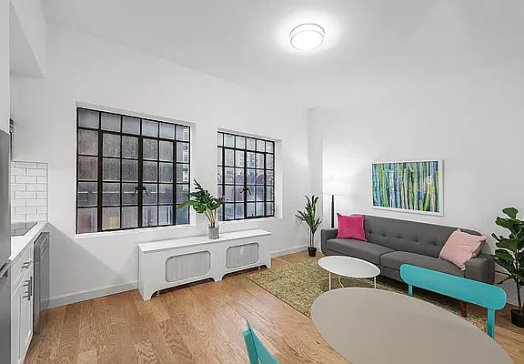 2nd image of 5 Tudor City Pl APT A20