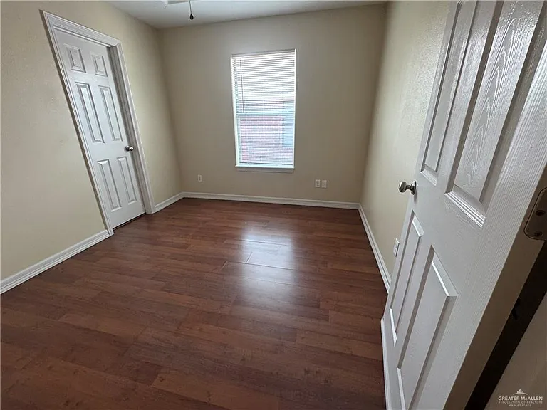 313 S 49th St #4 — Photo 21