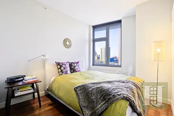 Rented by Halstead Real Estate | media 4