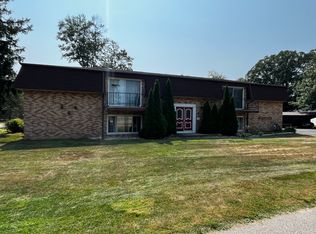 428 Butternut Dr APT 4, Holland, MI 49424