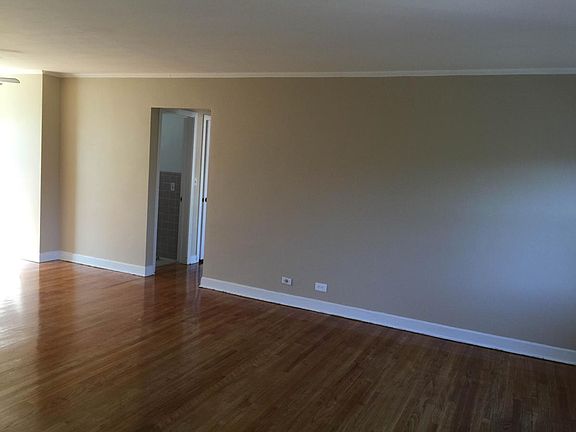 3rd image of 340 Ridge Ave