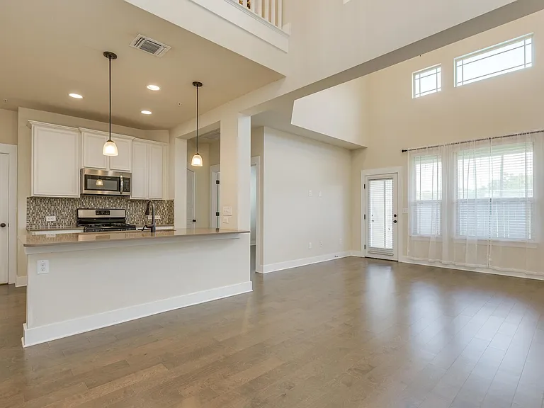 7906 Wildcat Pass — Photo 7