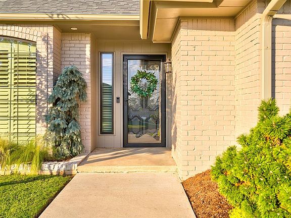 4th image of 11305 Country Dr