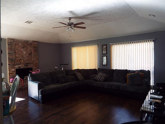 4th image of 8307 Blossom Bell Ln