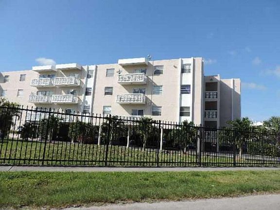 2nd image of 1801 NE 140th St APT 207