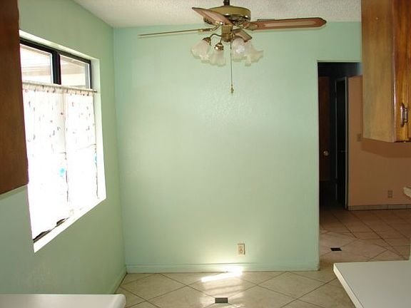 4th image of 3503 E Brown Ave