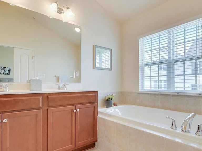 18603 Poplar Glen Ct — Photo 26