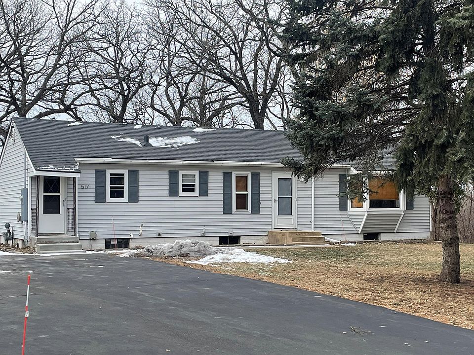 1st image of 517 1st Ave NE