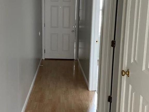 4th image of 1 N Limestone St APT D