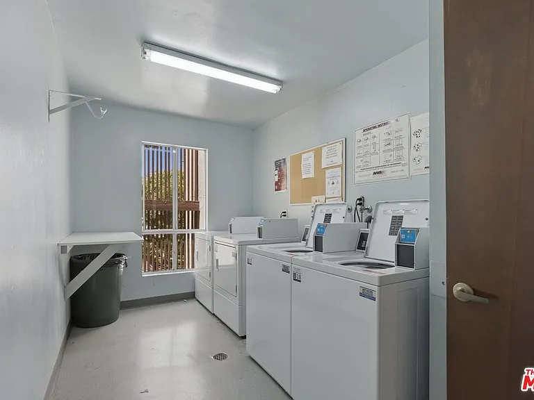 5900 Canterbury Dr #B217 — Photo 26