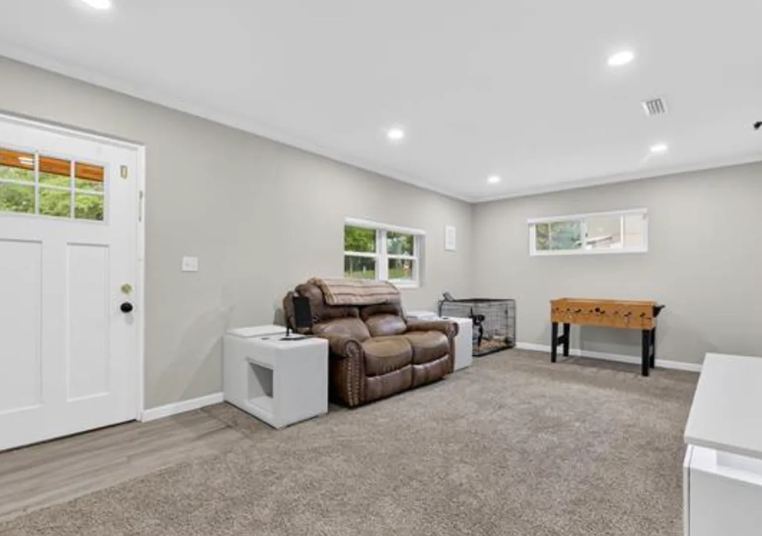 Gorgeous renovated home! — Photo 2