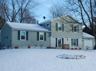175 Elder Dr, Farmington, NY 14425