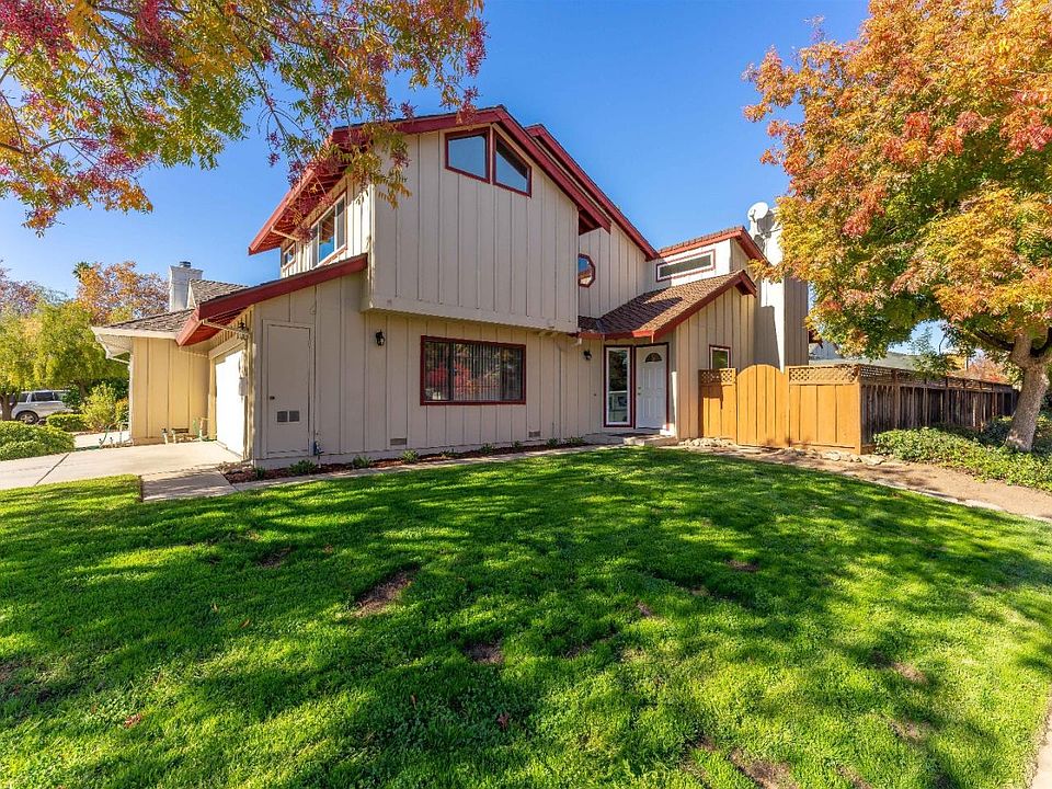 1st image of 3005 Greenbriar Ct
