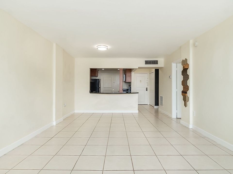 1st image of 2175 NE 170th St APT 205
